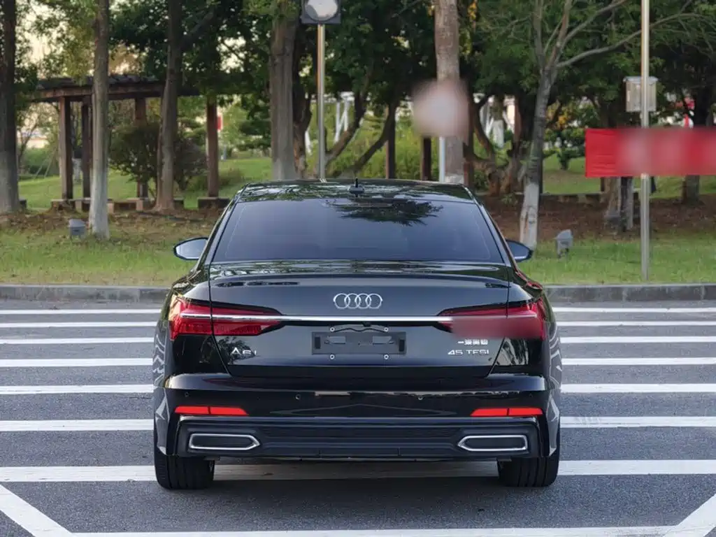Audi A6L — фото 6