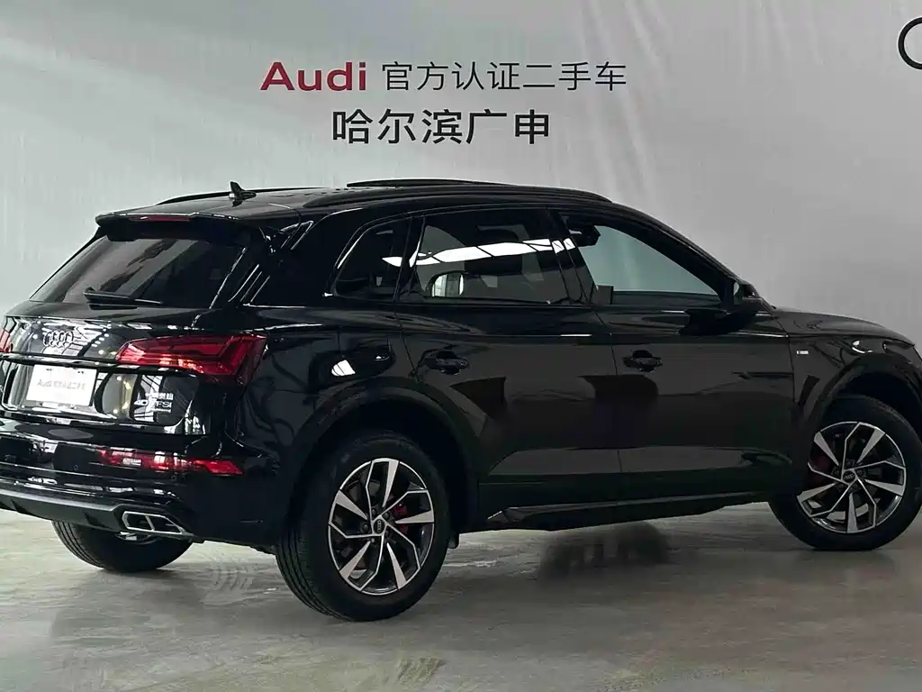 Audi Q5L — фото 4