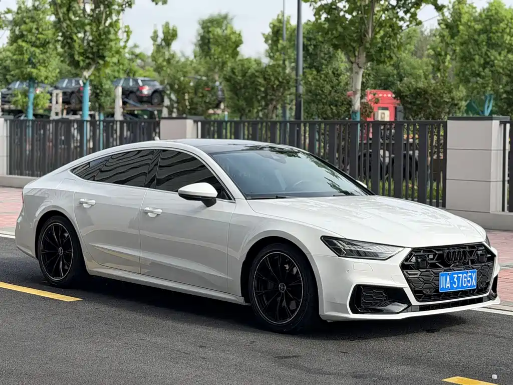 Audi A7 — фото 2