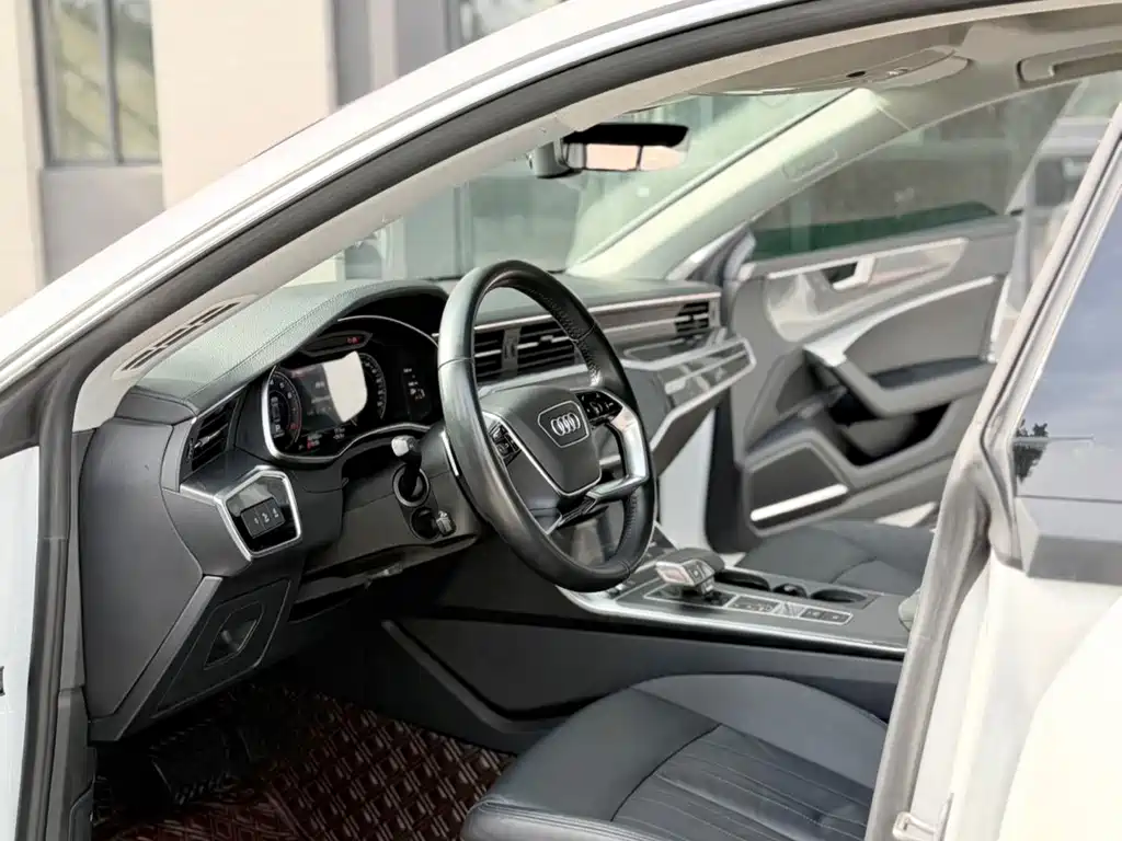 Audi A7 — фото 4