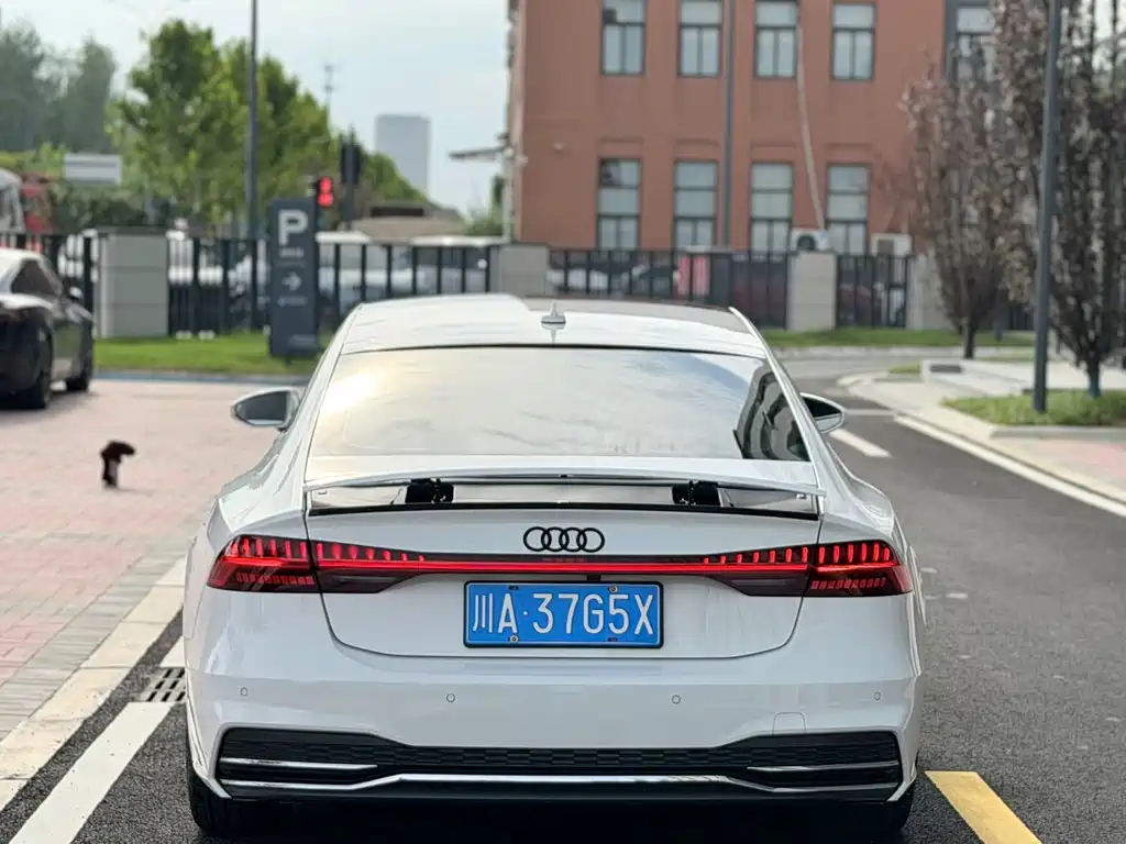 Audi A7 — фото 8
