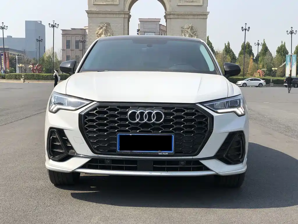 Audi Q3 Sportback — фото 2