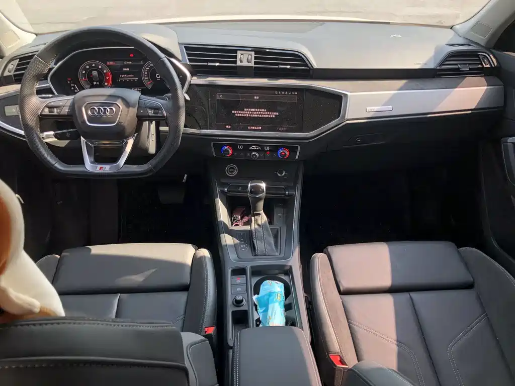 Audi Q3 Sportback — фото 5