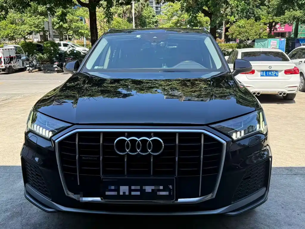 Audi Q7 — фото 2