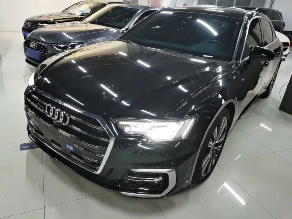 Audi A6L — фото 2