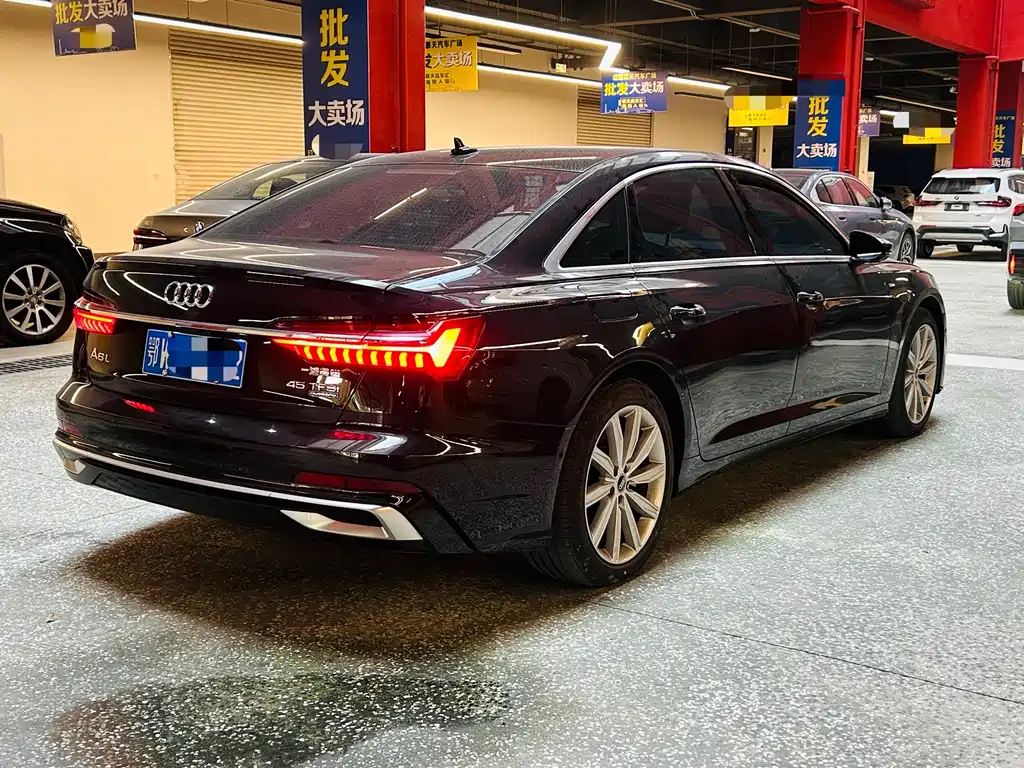 Audi A6L — фото 6