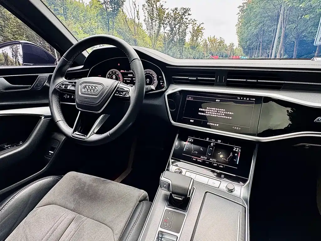 Audi A6L — фото 11