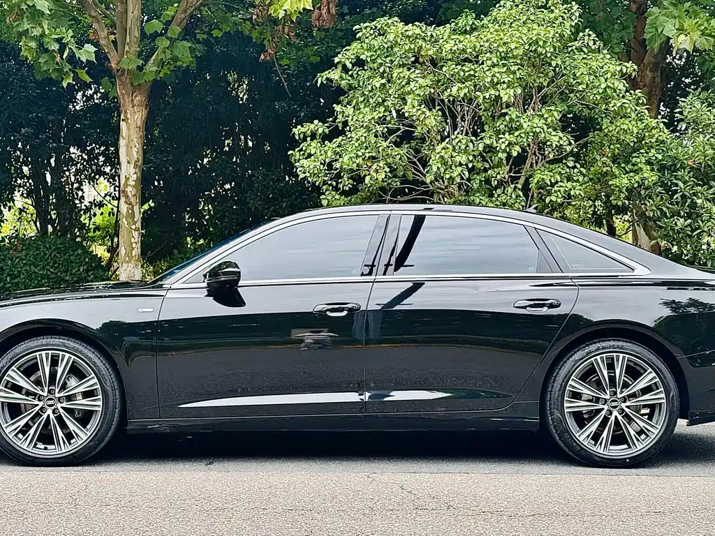 Audi A6L — фото 5