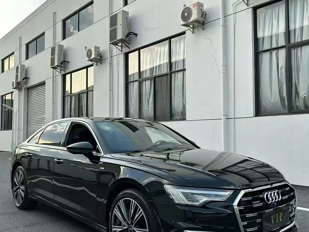 Audi A6L — фото 2