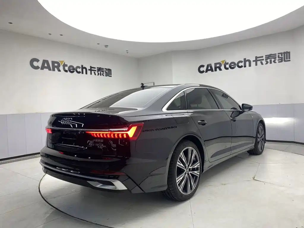 Audi A6L — фото 5