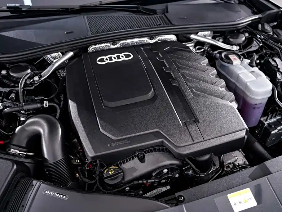 Audi A6L — фото 13