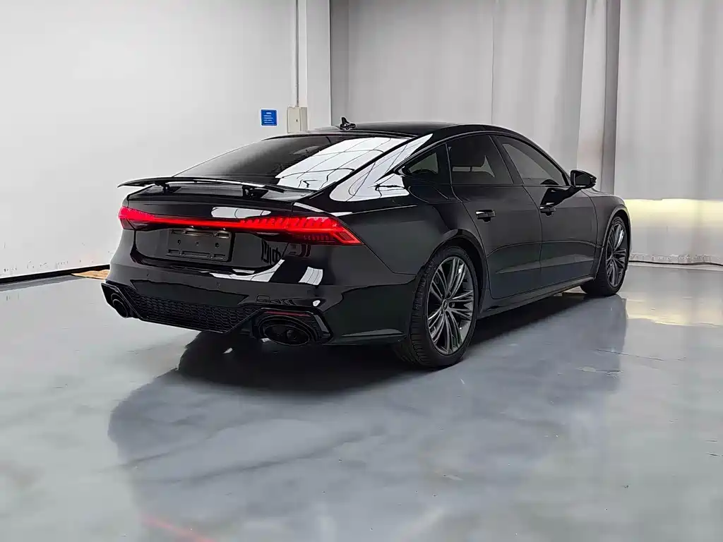 Audi A7 — фото 19