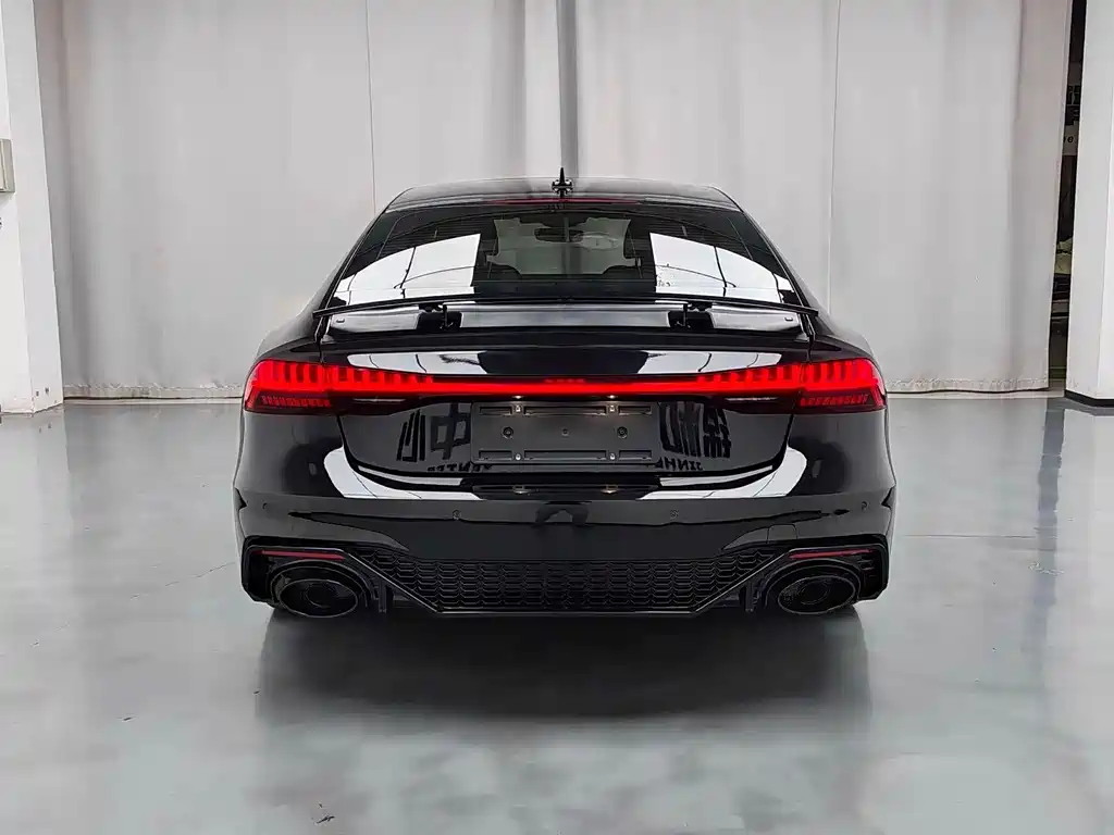 Audi A7 — фото 20