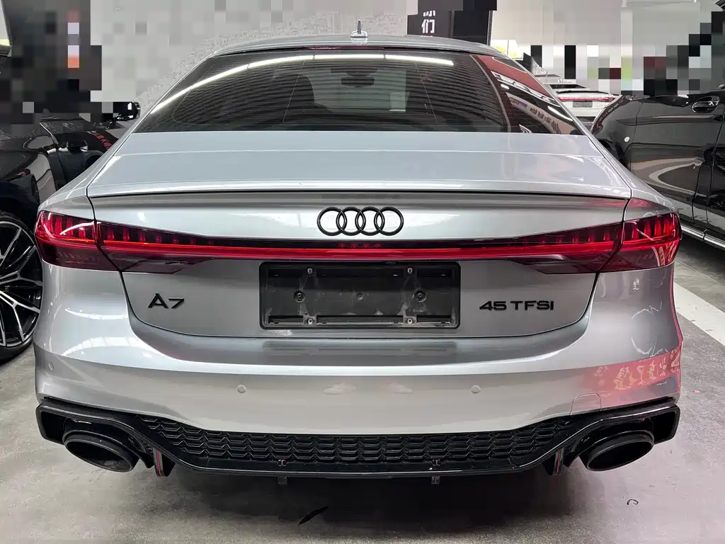 Audi A7 — фото 19