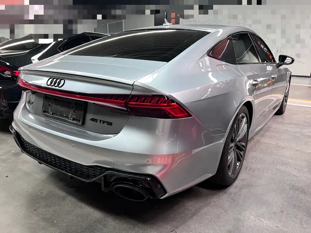 Audi A7 — фото 20