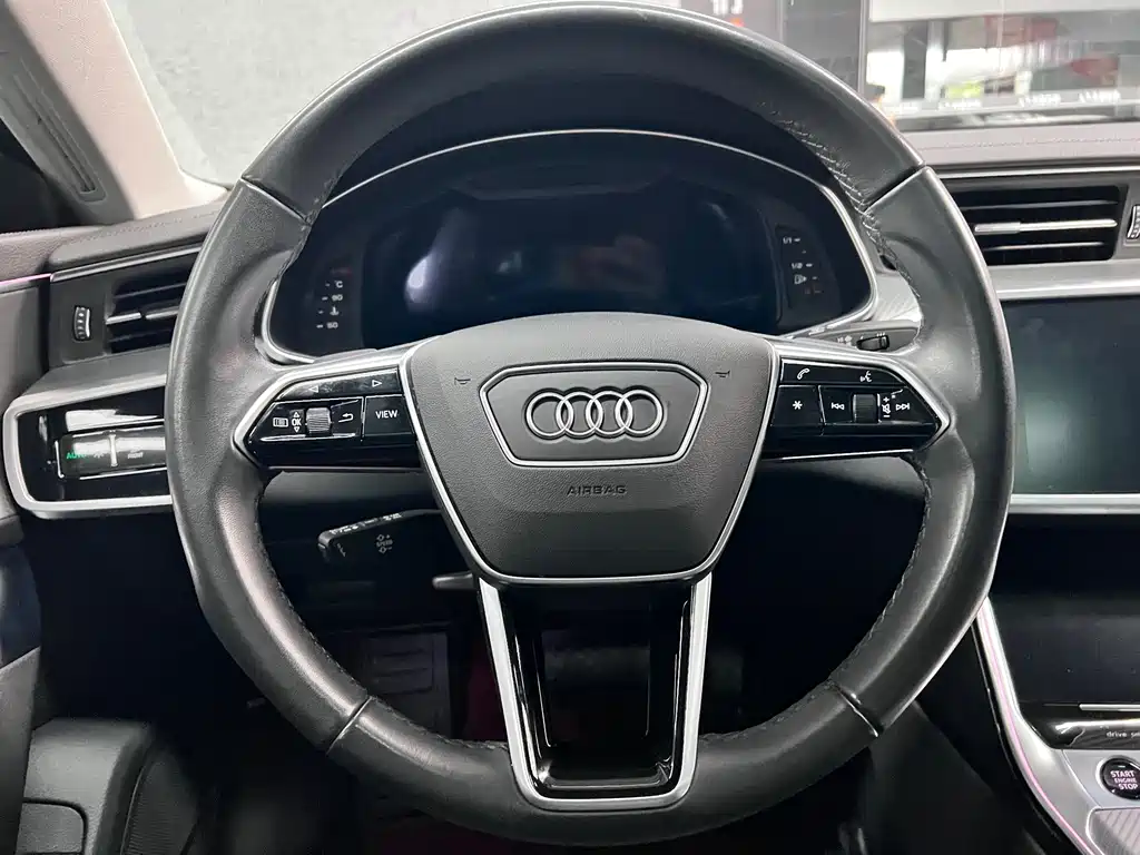 Audi A7 — фото 8