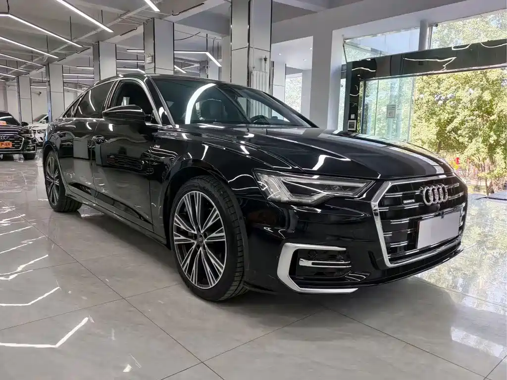 Audi A6L — фото 6