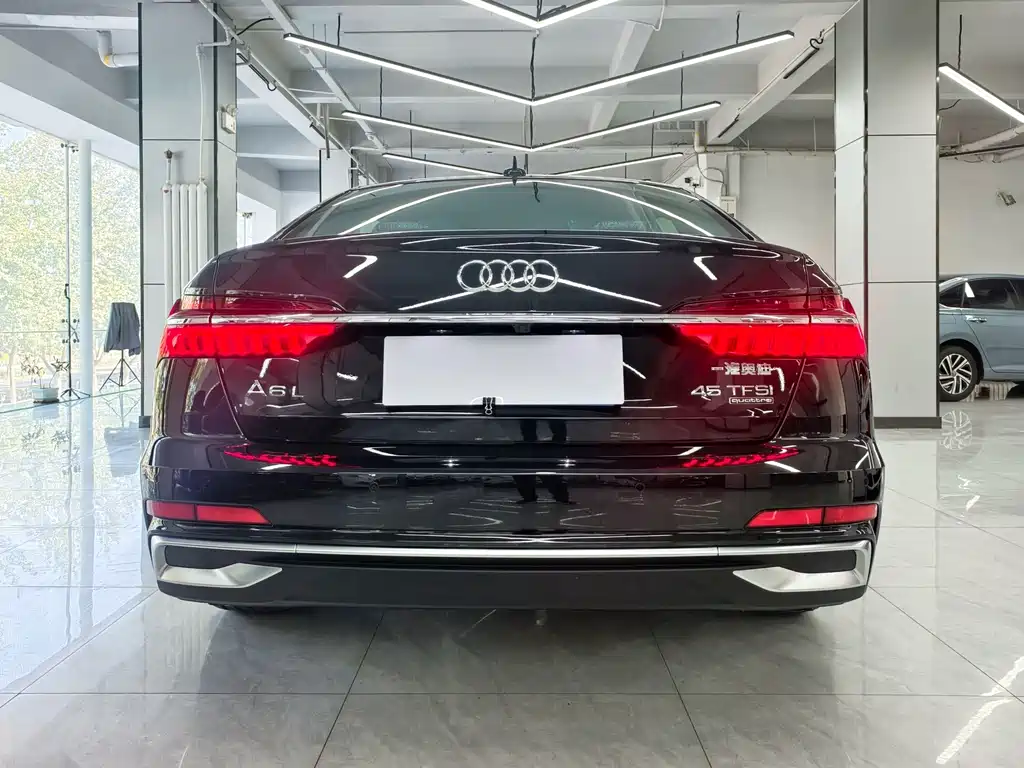 Audi A6L — фото 3