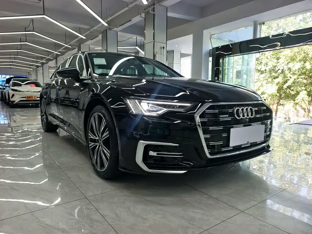 Audi A6L — фото 5
