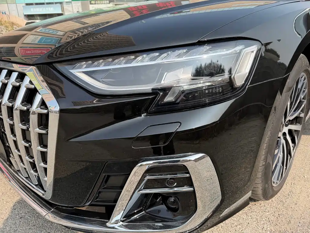Audi A8 — фото 17