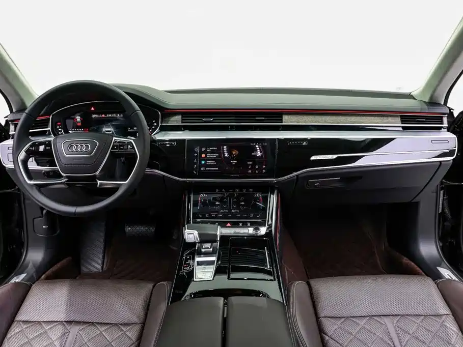 Audi A8 — фото 4