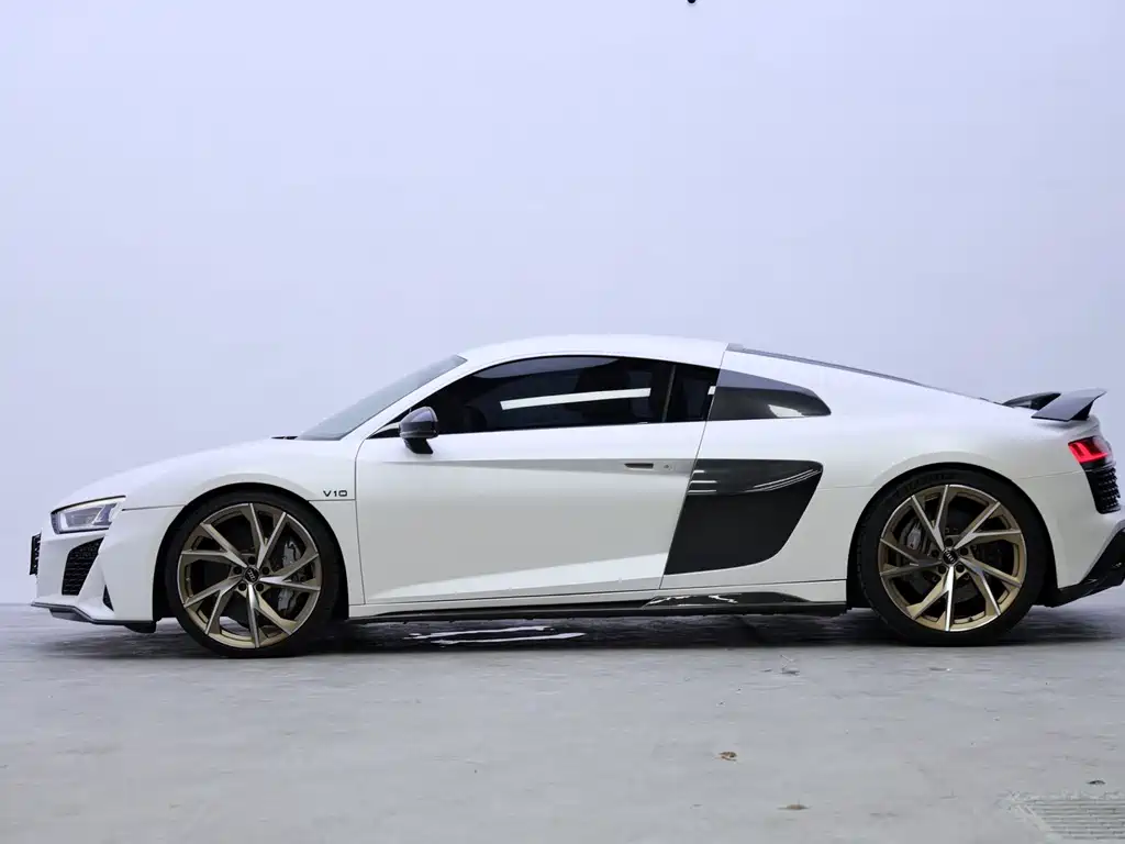 Audi R8 — фото 3