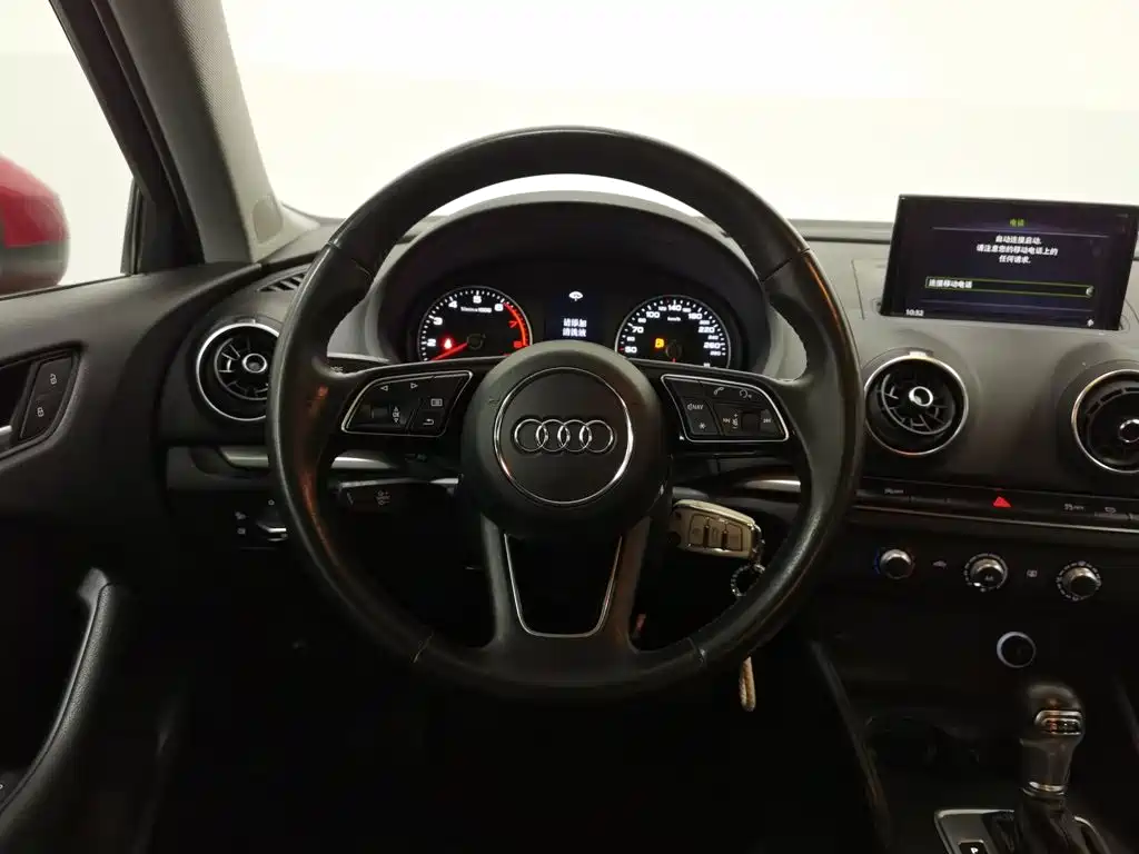 Audi A3 — фото 11