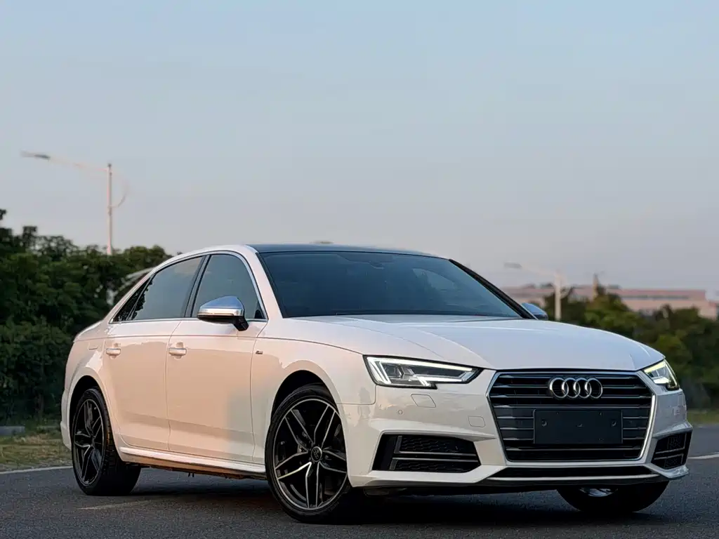 Audi A4L — фото 3