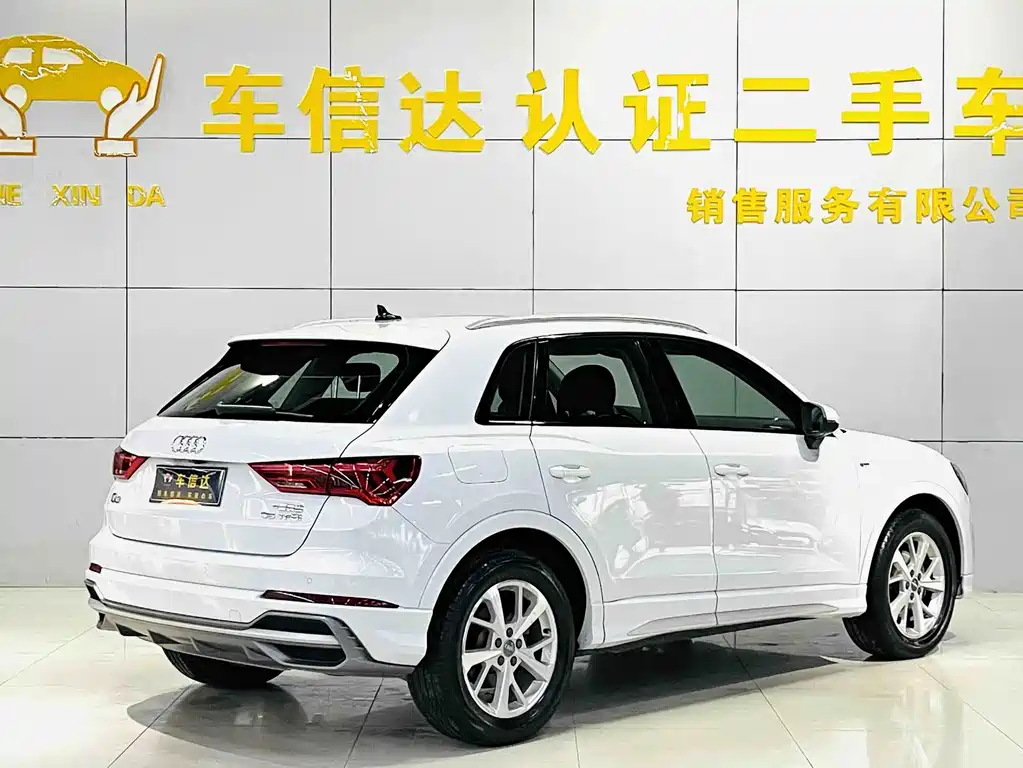 Audi Q3 — фото 5