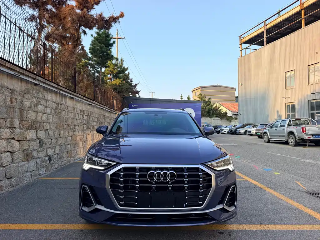 Audi Q3 — фото 2