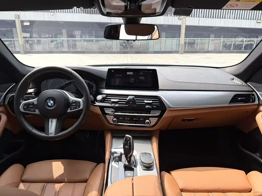 BMW 5 Series (Import) — фото 4