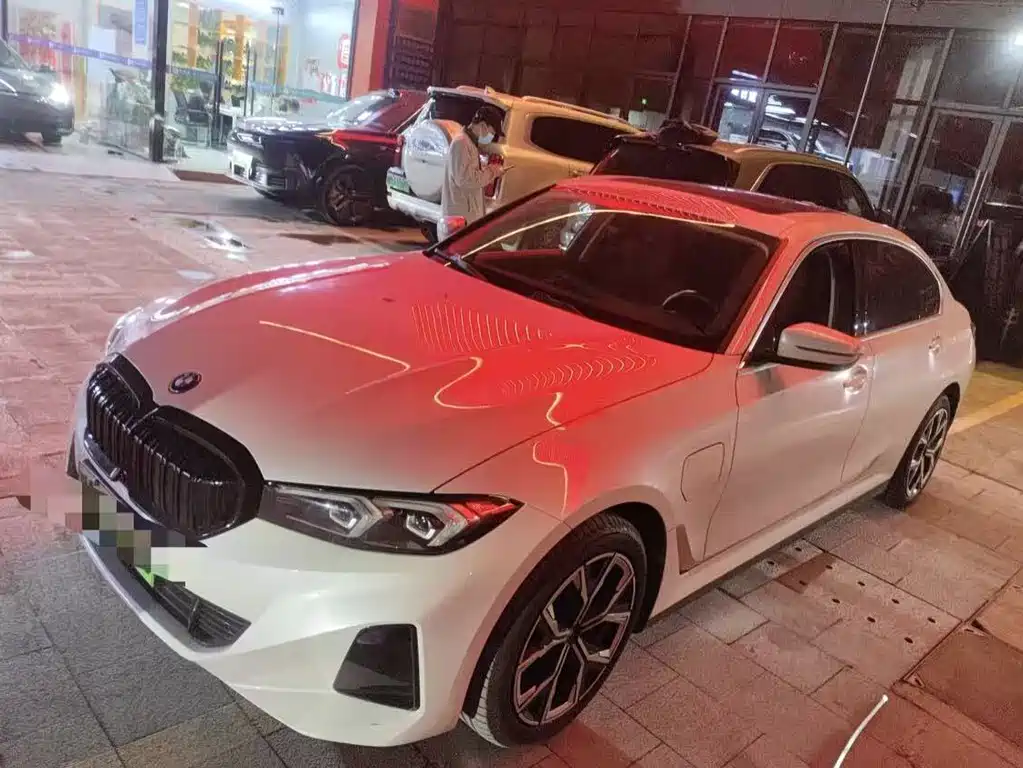 BMW i3 — фото 1