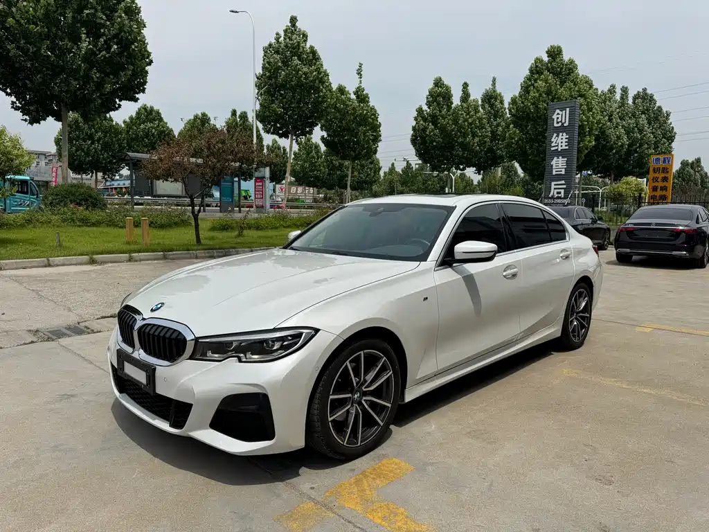 BMW 3 Series — фото 1