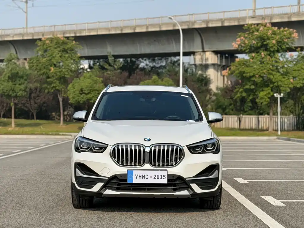 BMW X1 — фото 2