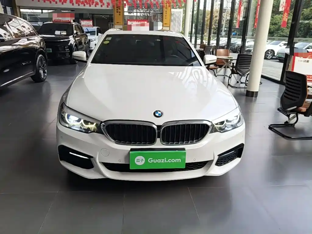 BMW 5 Series — фото 3
