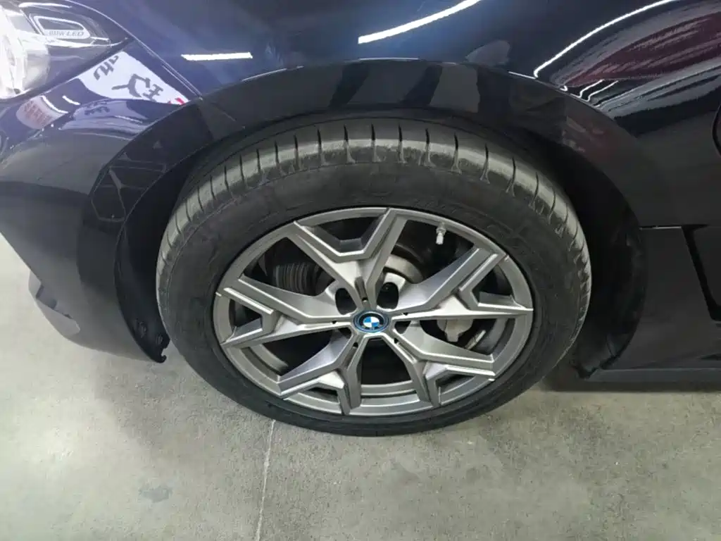 BMW i3 — фото 23