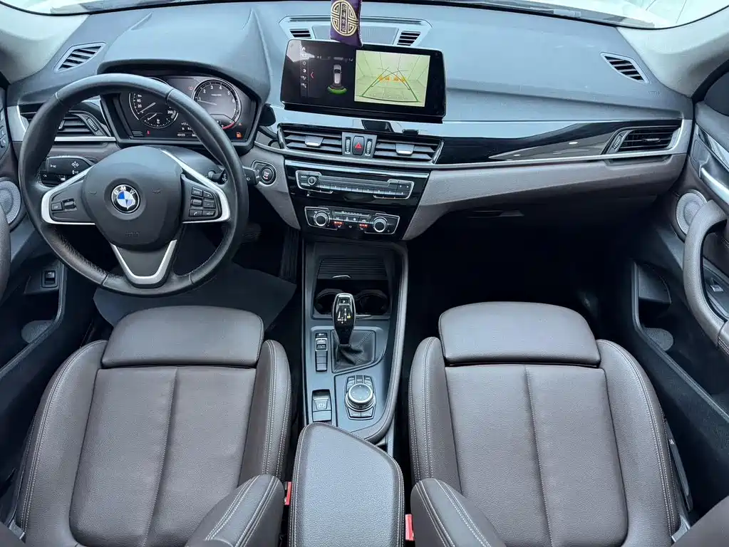 BMW X1 — фото 11
