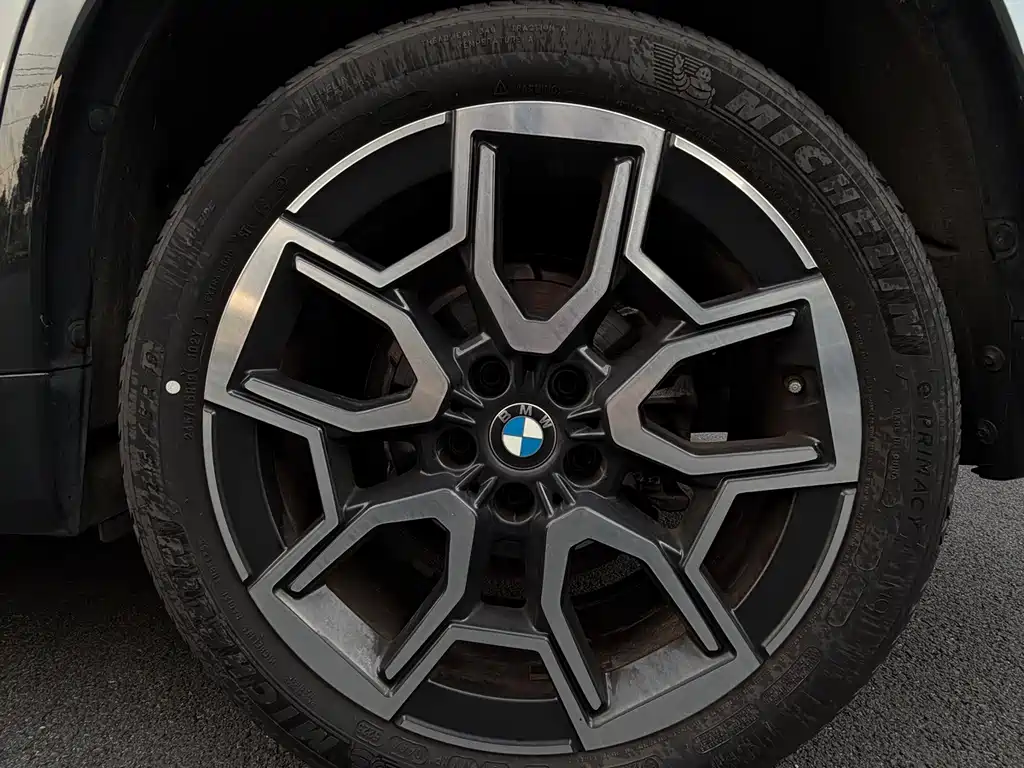 BMW X1 — фото 10