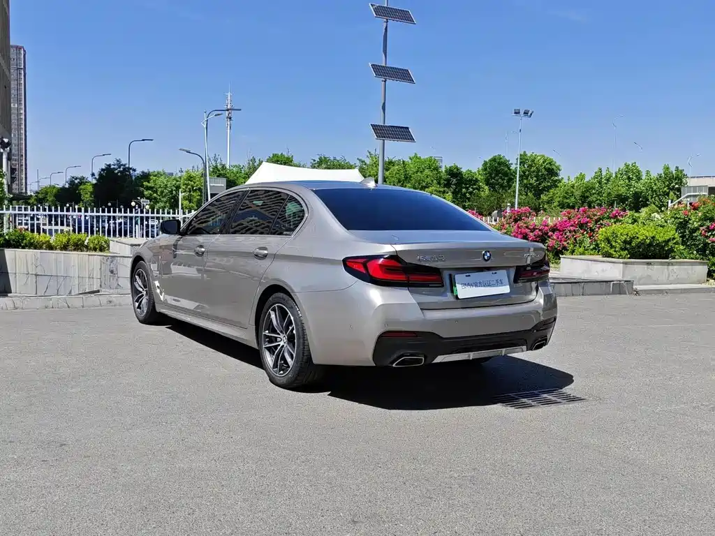 BMW 5 Series New Energy — фото 6
