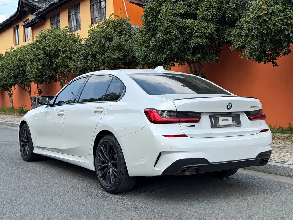 BMW 3 Series — фото 9
