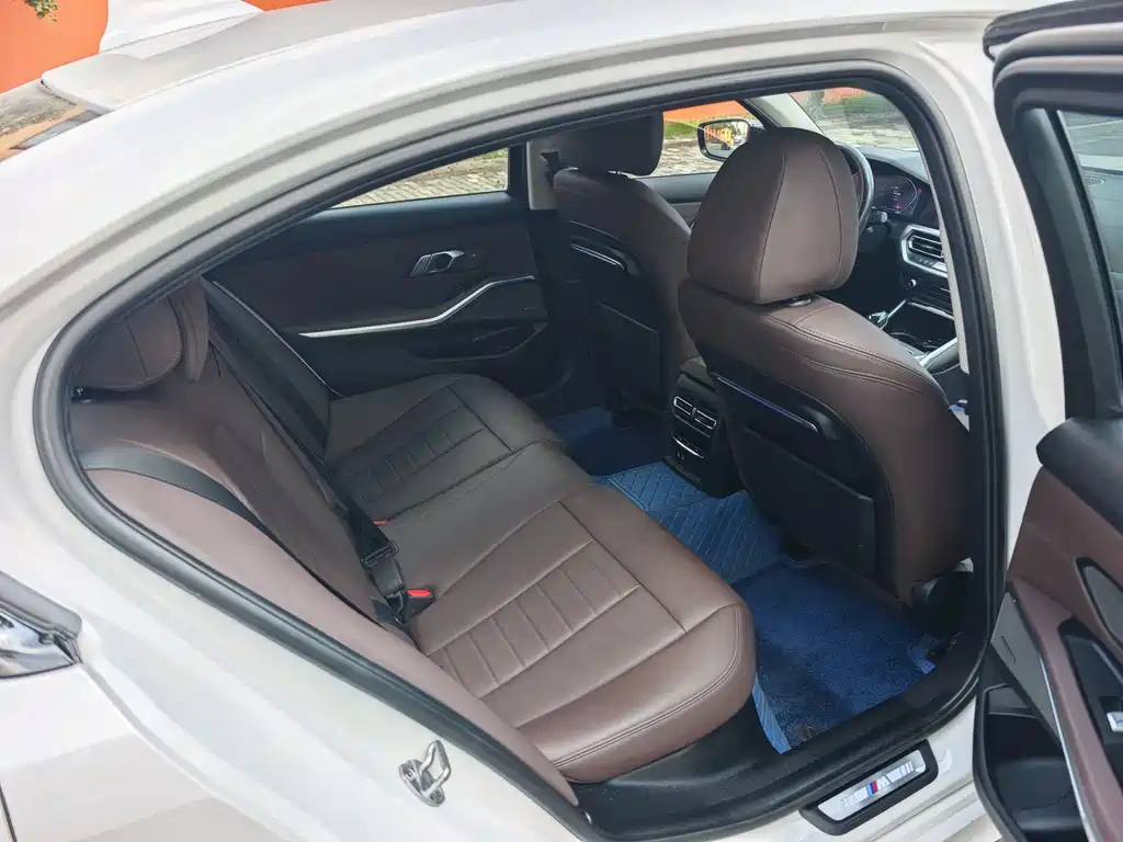 BMW 3 Series — фото 13