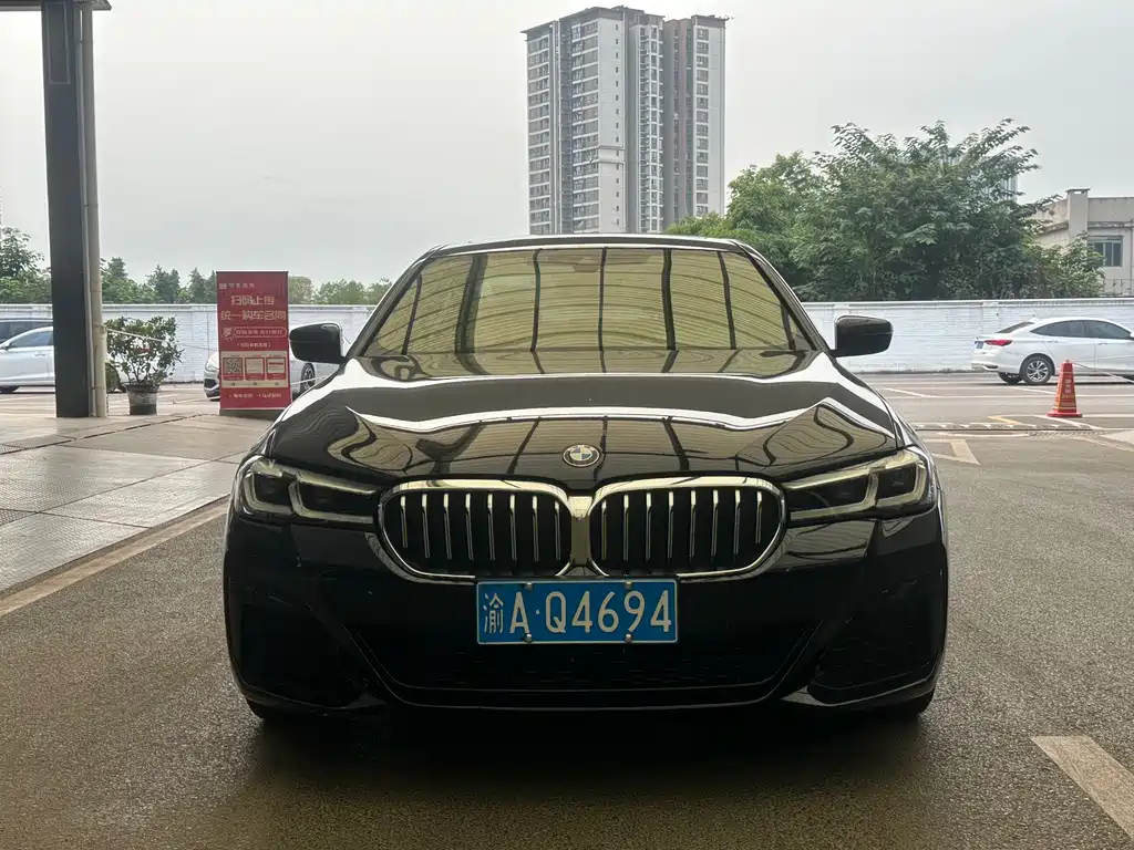 BMW 5 Series — фото 2