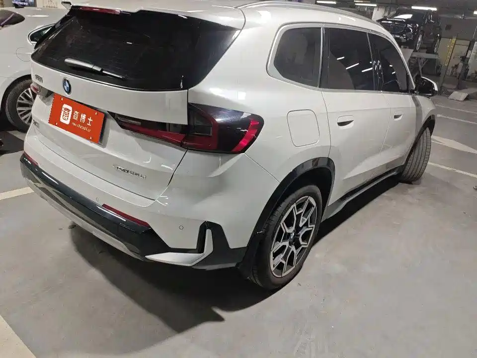 BMW X1 — фото 4
