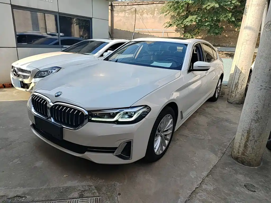 BMW 5 Series — фото 2