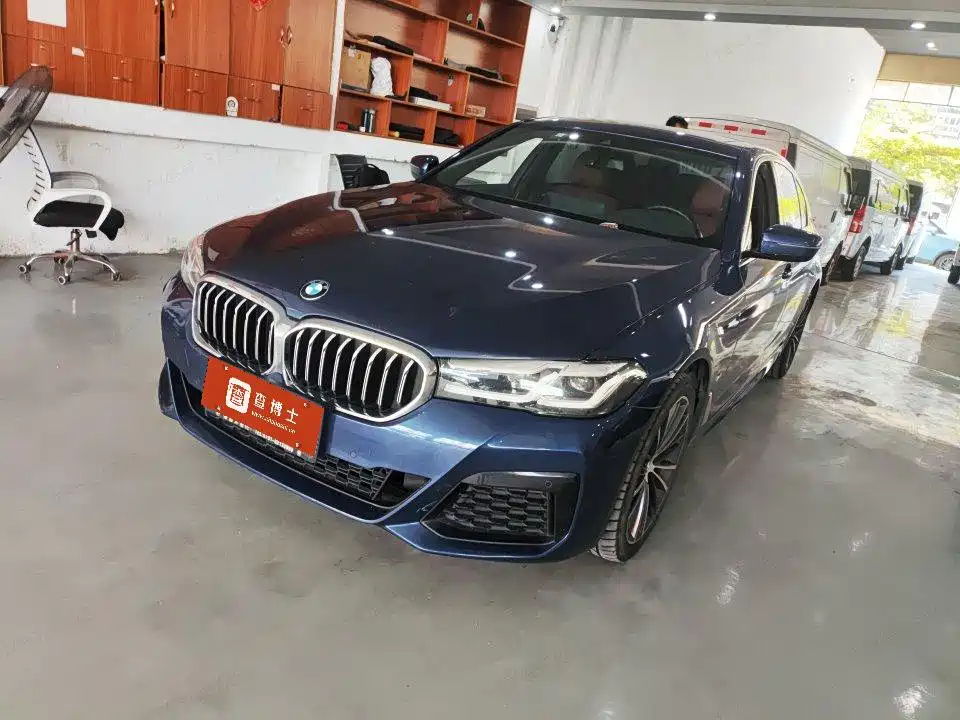 BMW 5 Series — фото 2
