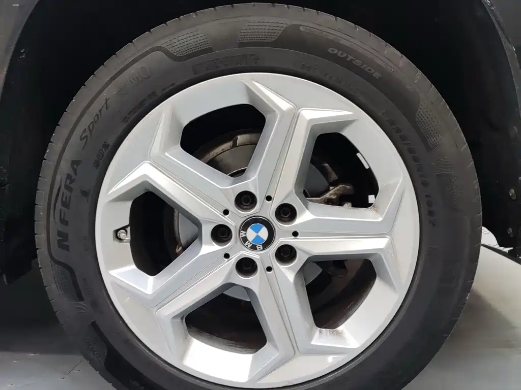BMW X1 — фото 19