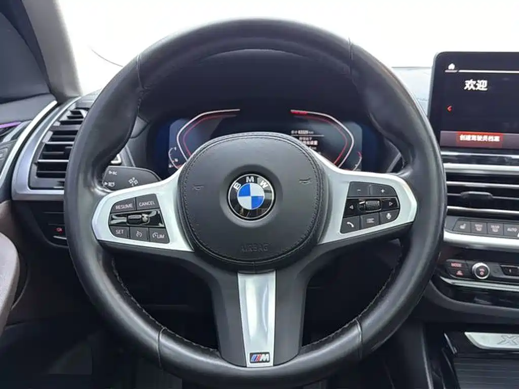 BMW X3 — фото 15