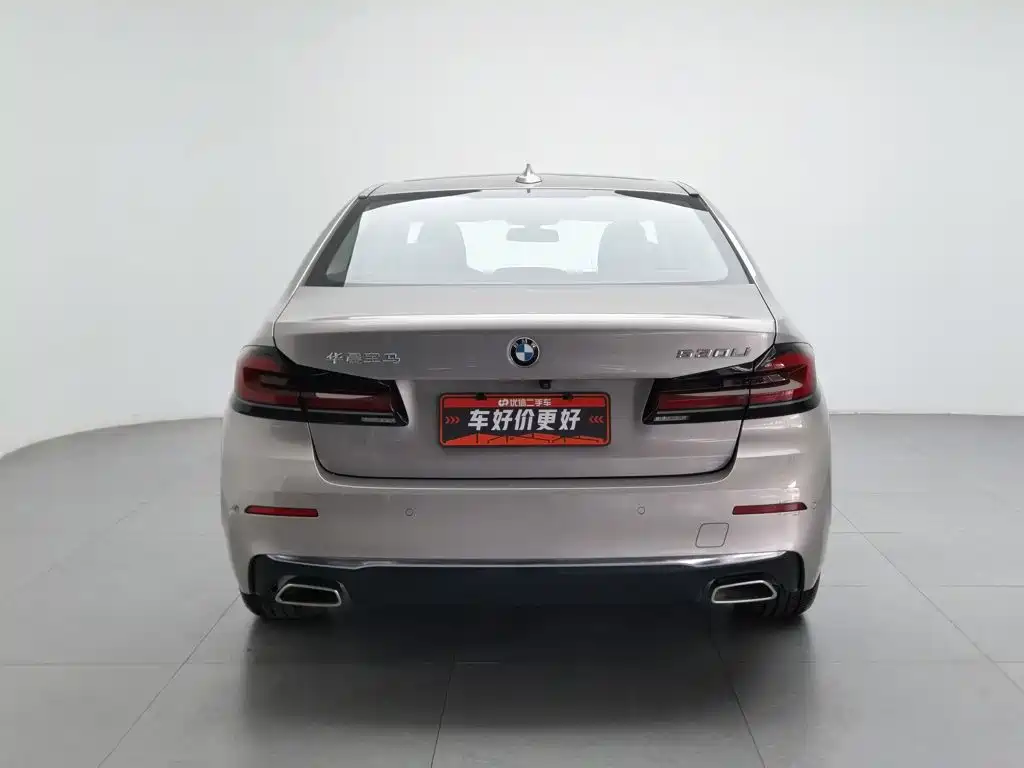 BMW 5 Series — фото 4