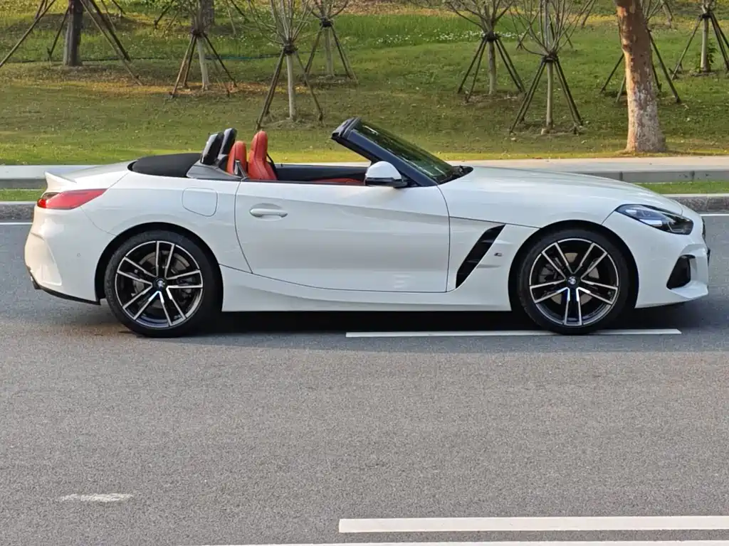 BMW Z4 — фото 4
