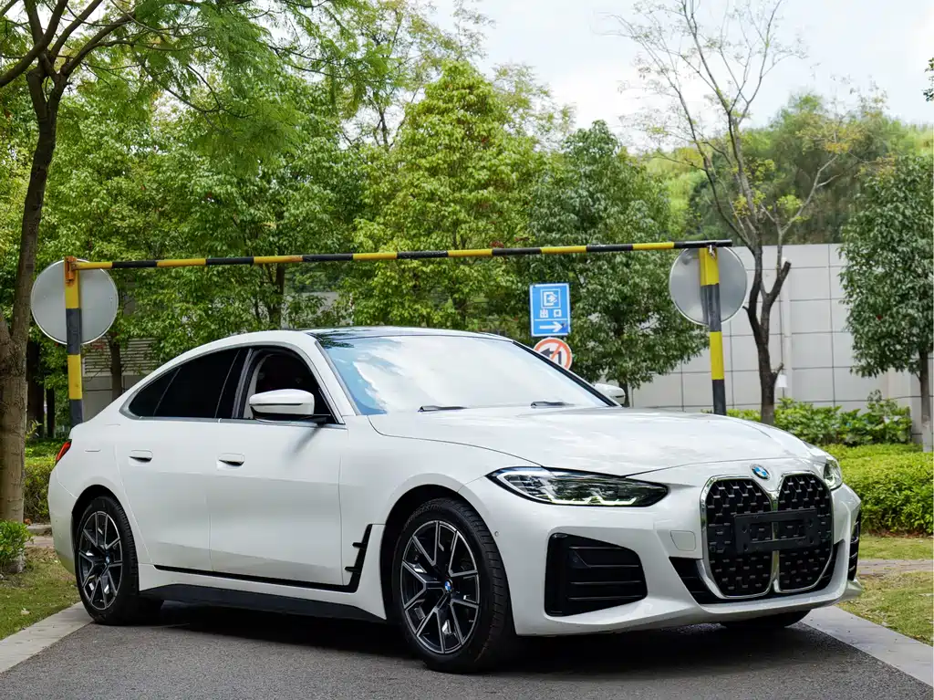 BMW 4 Series — фото 3